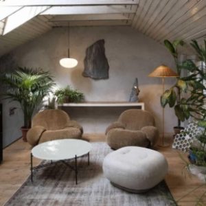 Curves Are Softening Modern Homes